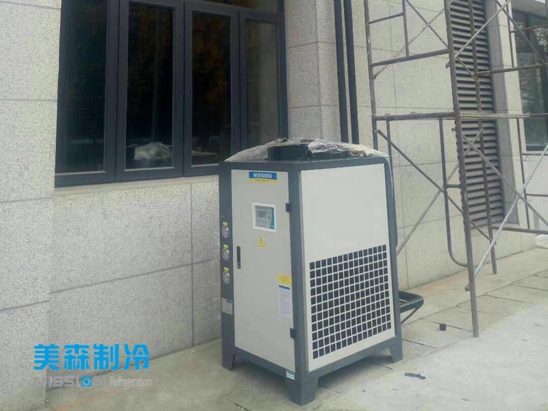 高低温实验箱配套冷水机组-电子科技大学